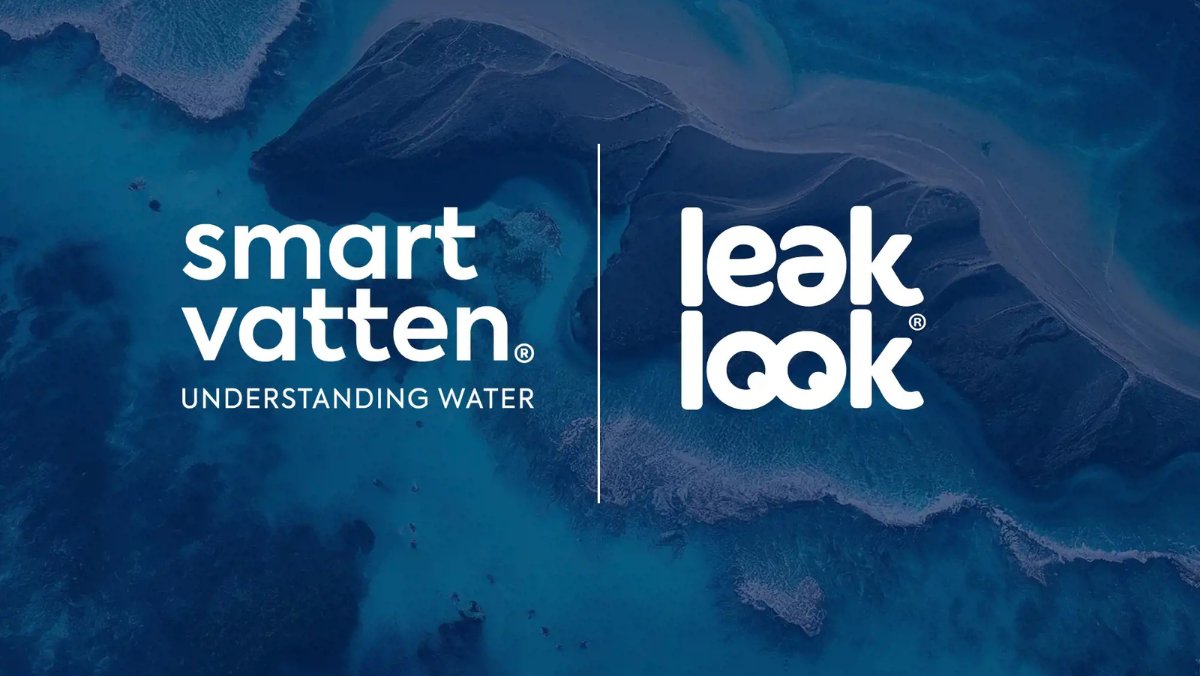 Smartvatten and LeakLook logos over water backdrop showing digital water monitoring.